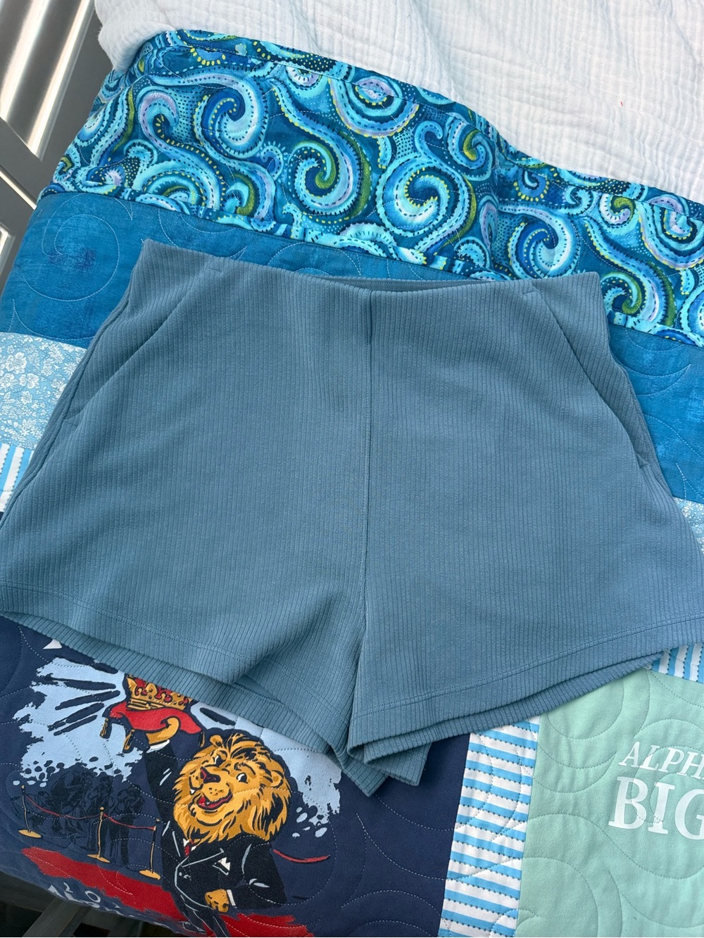 Lululemon Ribbed Softstreme High-Rise Short 2"